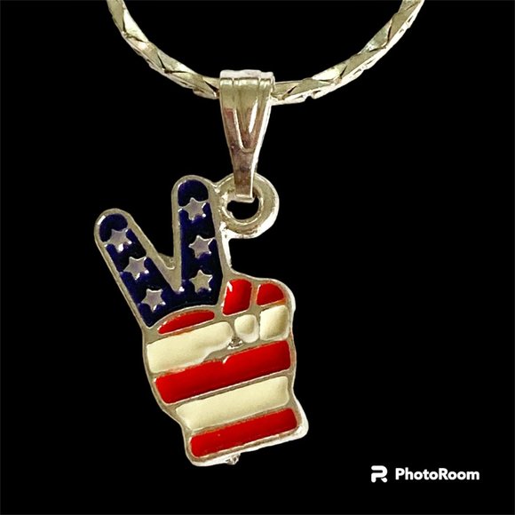 USA American Flag Necklace Patriotic July 4th Peace Sign Groovy Silver Plated - Picture 2 of 9